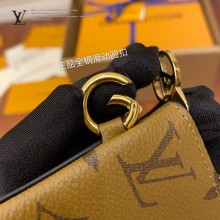 M68756 LV正品級三合壹手包