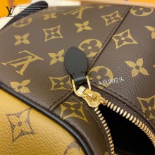 M45165 LV正品級化妝包