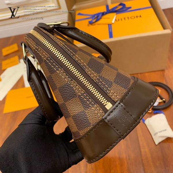 N41221 貝殼包側面與包底 N41221 貝殼包側面厚度與包底